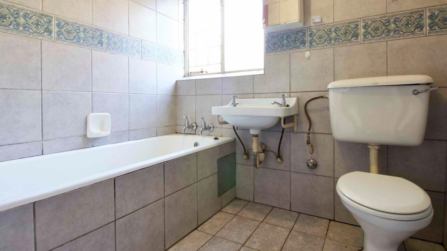 1 Bedroom Property for Sale in Lyttelton Manor Gauteng