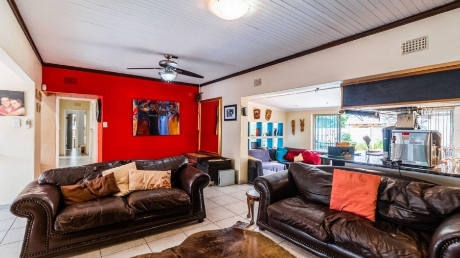 3 Bedroom Property for Sale in Buurendal Gauteng