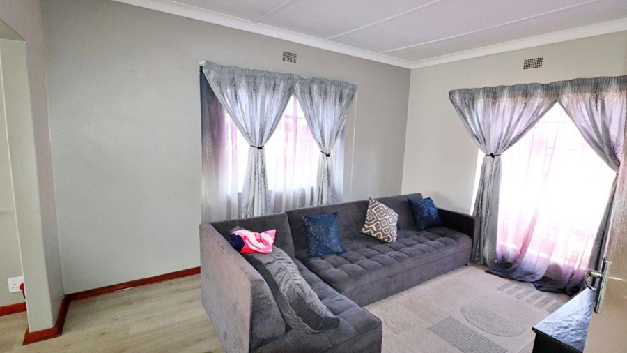 3 Bedroom Property for Sale in Primrose Gauteng
