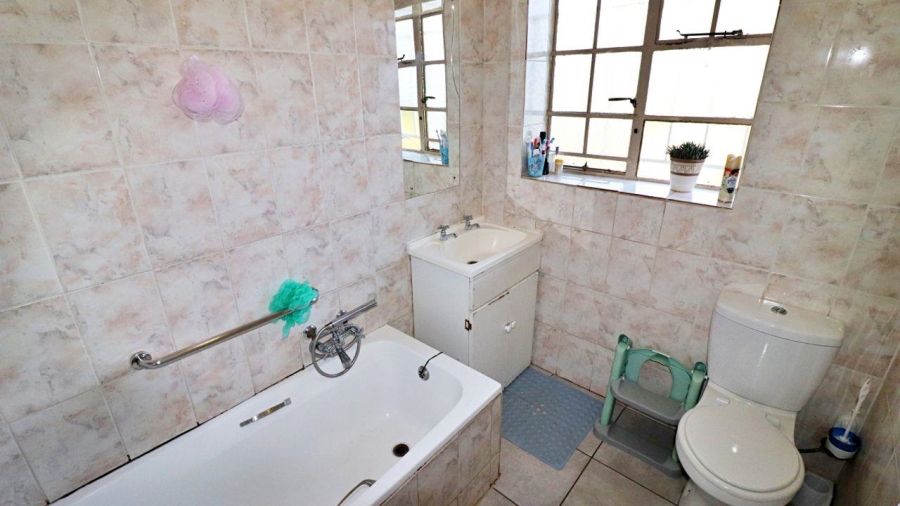 3 Bedroom Property for Sale in Primrose Gauteng