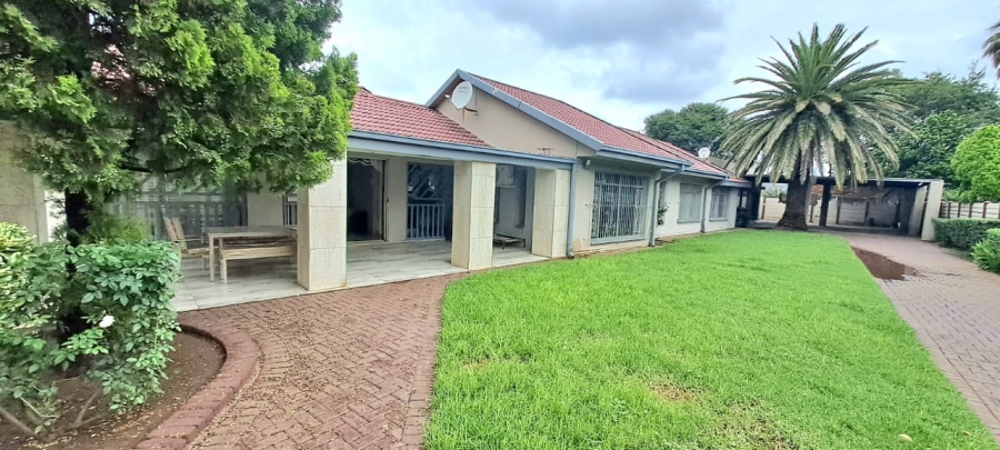 3 Bedroom Property for Sale in Arcon Park Gauteng