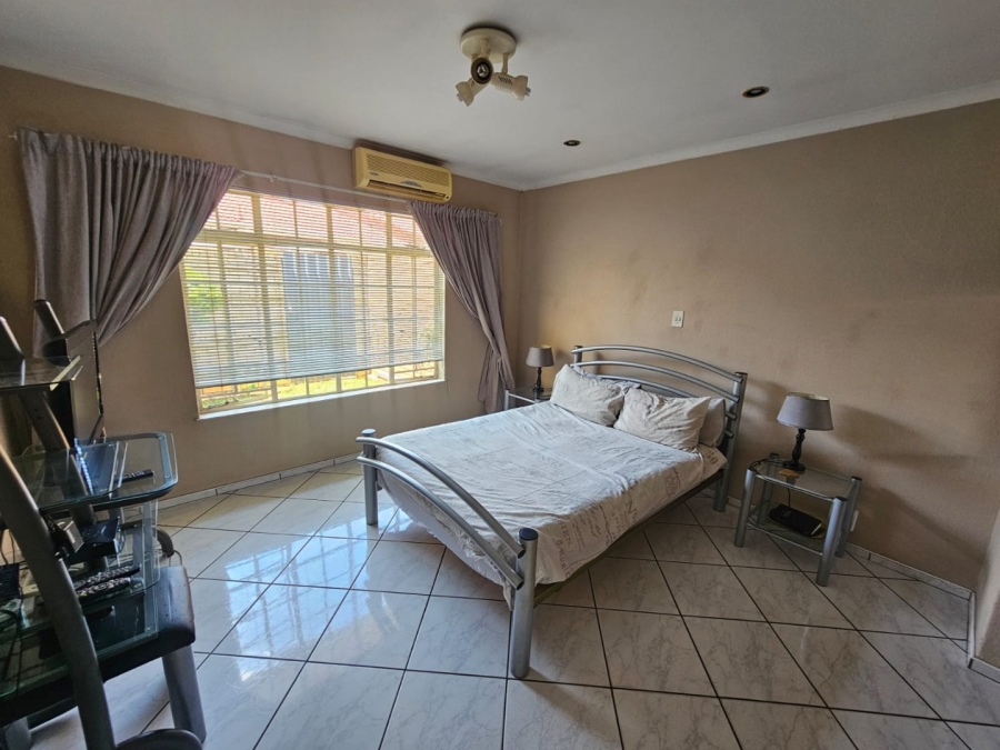 To Let 3 Bedroom Property for Rent in Three Rivers Gauteng