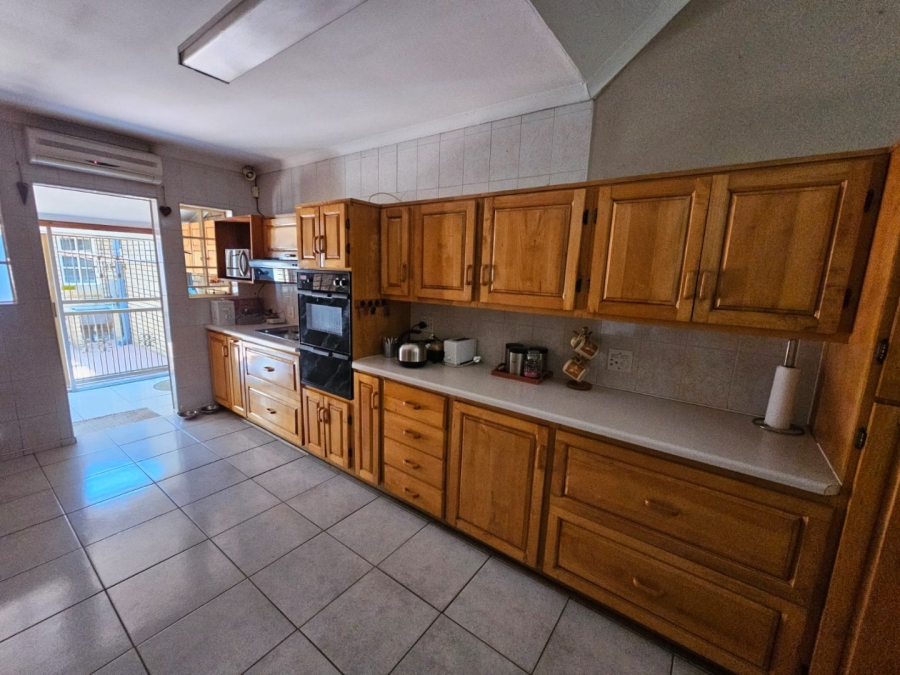 To Let 3 Bedroom Property for Rent in Three Rivers Gauteng