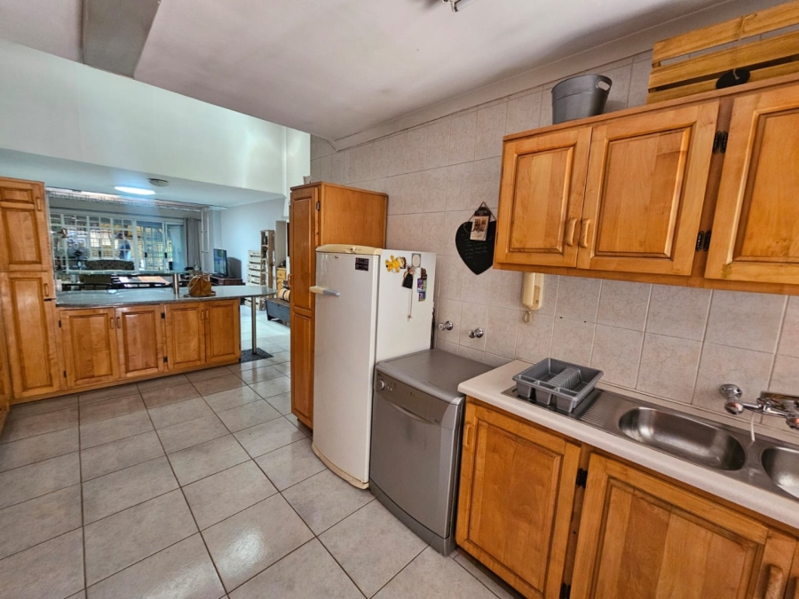 To Let 3 Bedroom Property for Rent in Three Rivers Gauteng