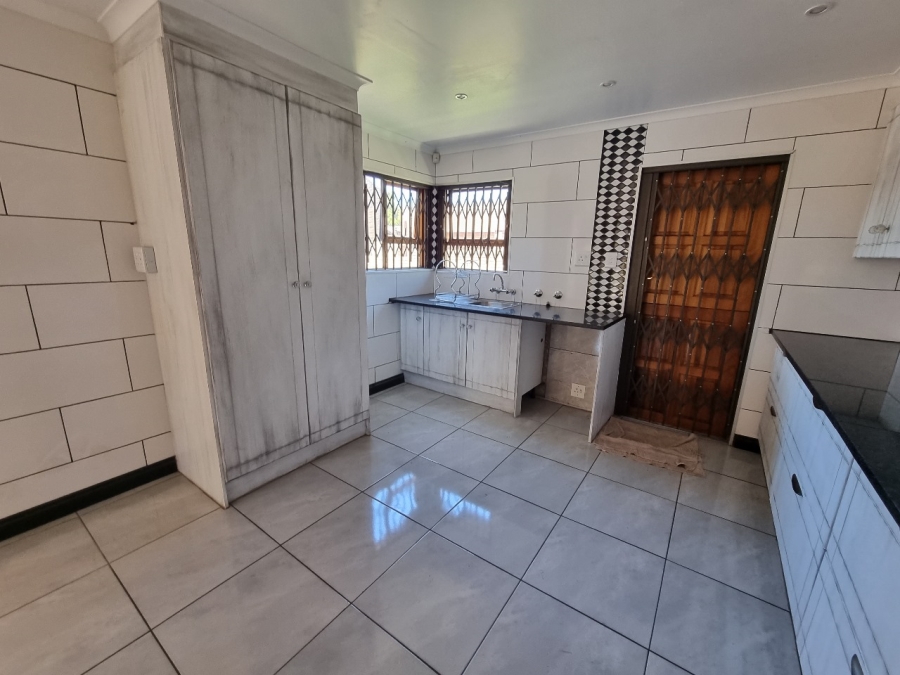 To Let 2 Bedroom Property for Rent in Vanderbijlpark SW 5 Gauteng