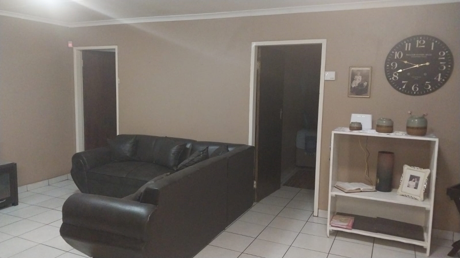 To Let 2 Bedroom Property for Rent in Brakpan Central Gauteng