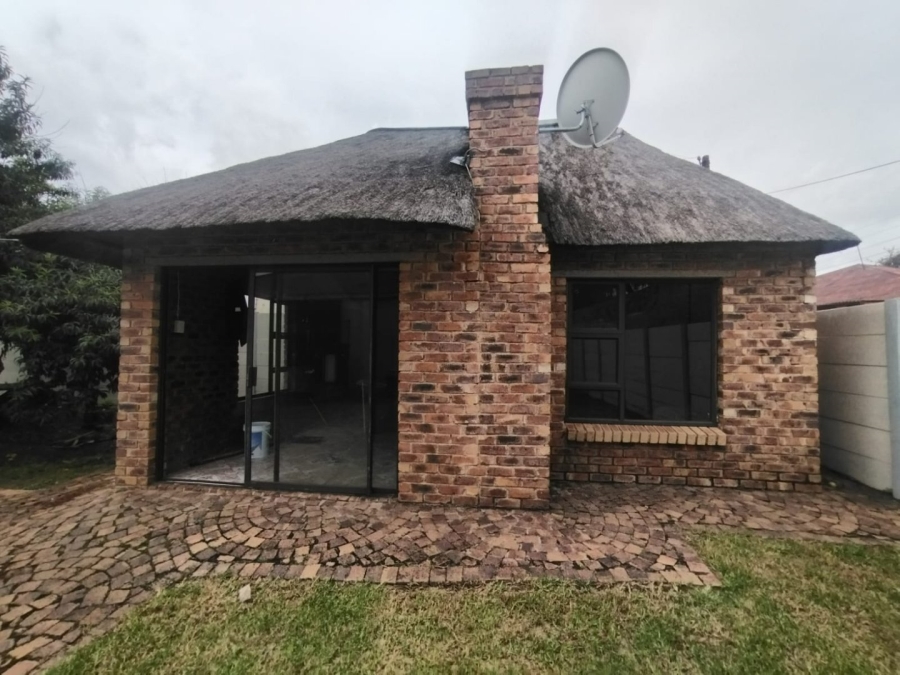 3 Bedroom Property for Sale in Brenthurst Gauteng
