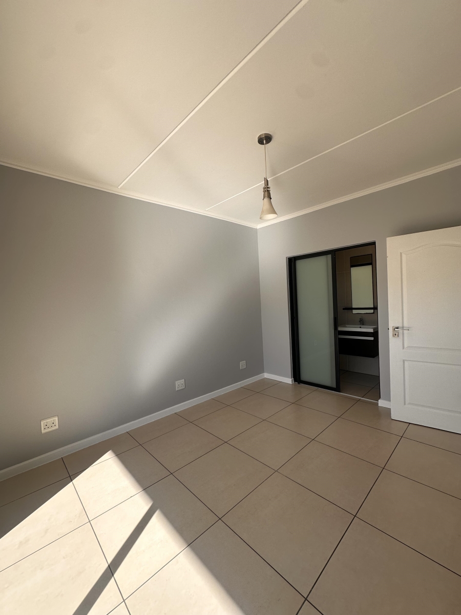 To Let 2 Bedroom Property for Rent in Dainfern Gauteng