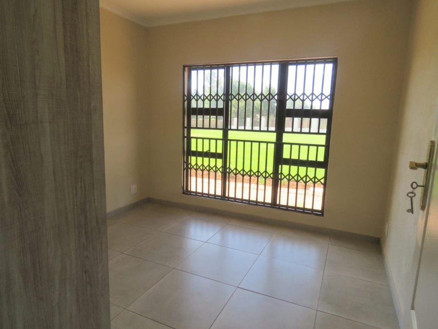 7 Bedroom Property for Sale in Sonneveld Gauteng