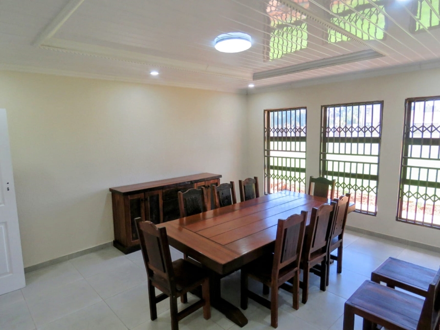 7 Bedroom Property for Sale in Sonneveld Gauteng