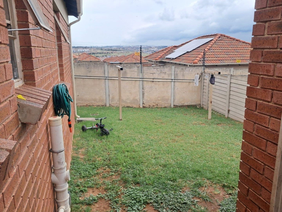 3 Bedroom Property for Sale in Thatch Hill Estate Gauteng