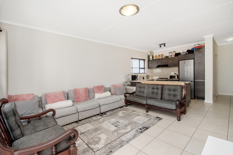 2 Bedroom Property for Sale in Olivedale Gauteng