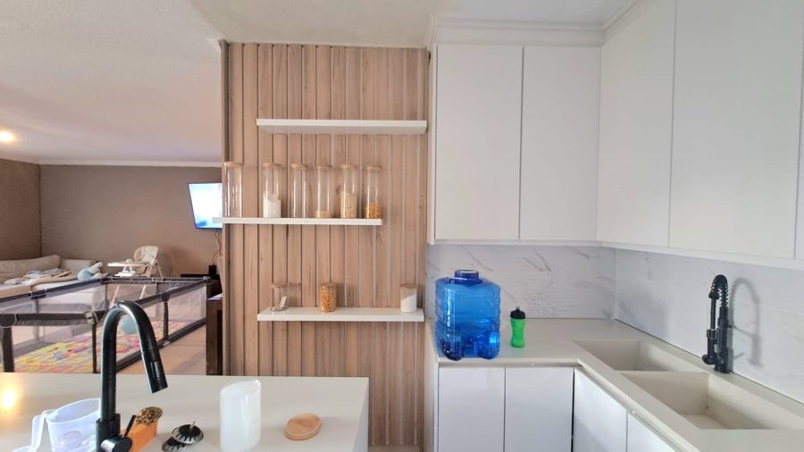 To Let 3 Bedroom Property for Rent in Three Rivers Gauteng