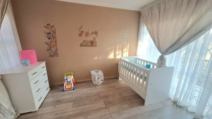 To Let 3 Bedroom Property for Rent in Three Rivers Gauteng