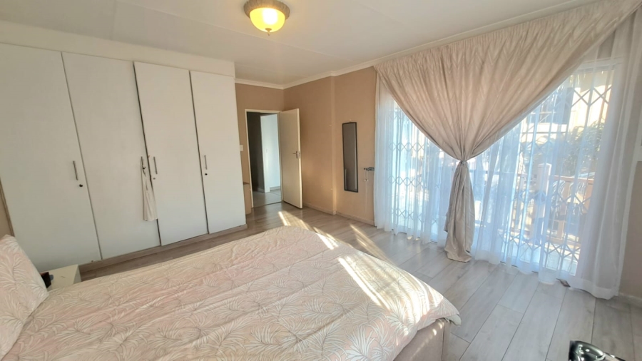 To Let 3 Bedroom Property for Rent in Three Rivers Gauteng