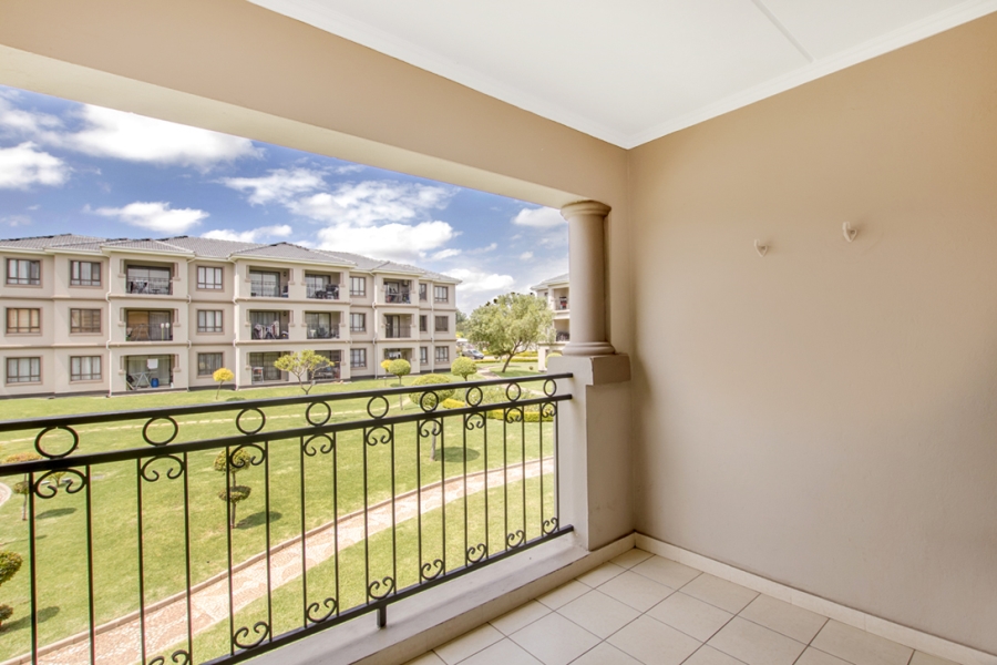 1 Bedroom Property for Sale in Carlswald Gauteng