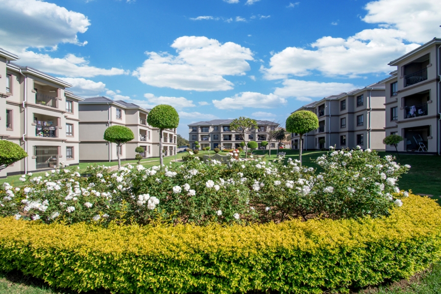 1 Bedroom Property for Sale in Carlswald Gauteng