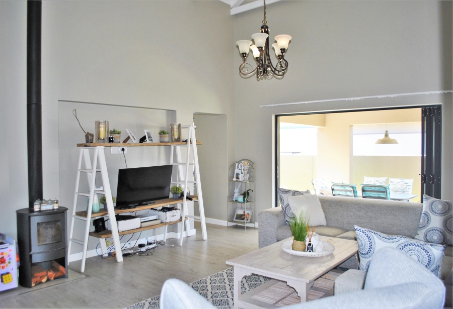 3 Bedroom Property for Sale in Copperleaf Estate Gauteng