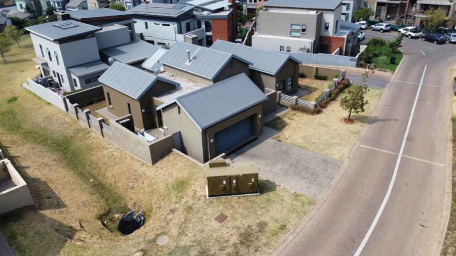 3 Bedroom Property for Sale in Copperleaf Estate Gauteng