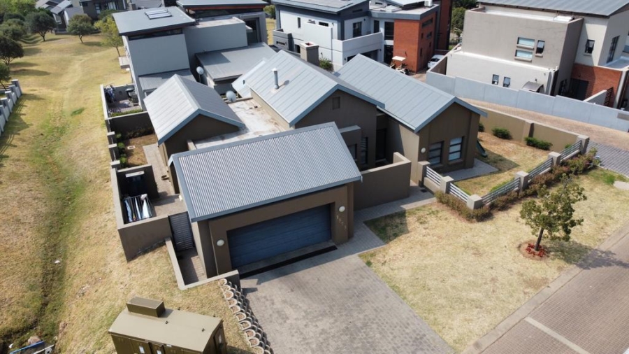 3 Bedroom Property for Sale in Copperleaf Estate Gauteng