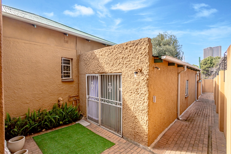 3 Bedroom Property for Sale in Auckland Park Gauteng