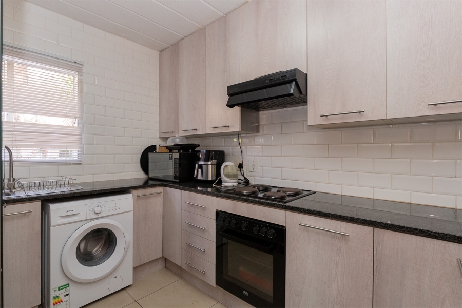 2 Bedroom Property for Sale in Eden Glen Gauteng