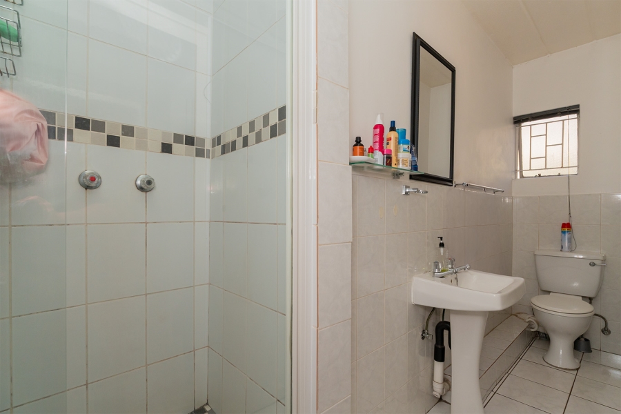 2 Bedroom Property for Sale in Eden Glen Gauteng