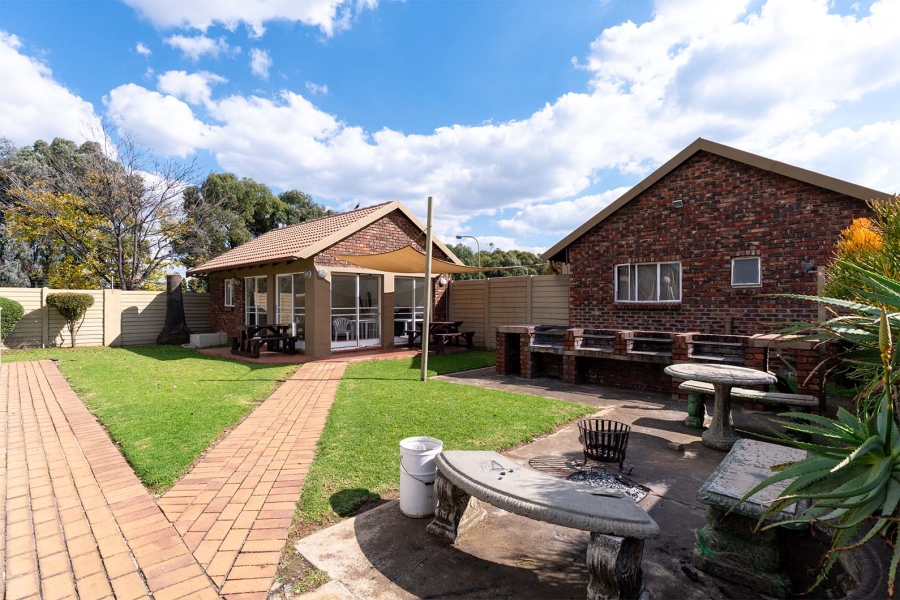 2 Bedroom Property for Sale in Eden Glen Gauteng