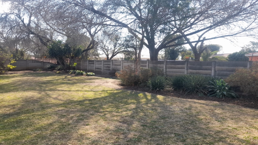 4 Bedroom Property for Sale in Vanderbijlpark SW 1 Gauteng