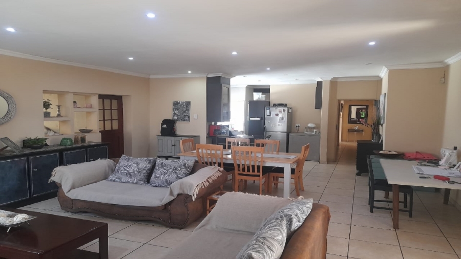 4 Bedroom Property for Sale in Vanderbijlpark SW 1 Gauteng