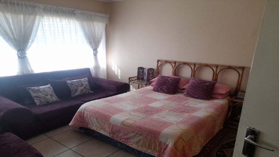 4 Bedroom Property for Sale in Vanderbijlpark SW 1 Gauteng