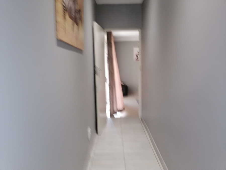 3 Bedroom Property for Sale in Birchleigh North Gauteng