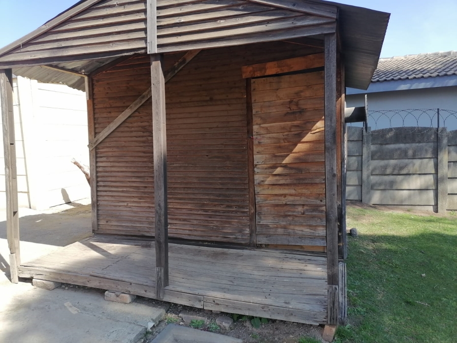 3 Bedroom Property for Sale in Birchleigh North Gauteng