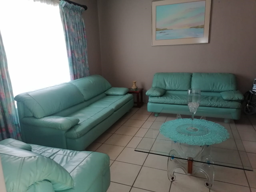 3 Bedroom Property for Sale in Birchleigh North Gauteng