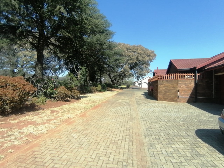 3 Bedroom Property for Sale in Birchleigh North Gauteng
