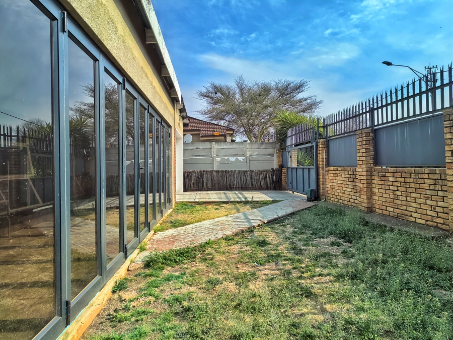 3 Bedroom Property for Sale in Greymont Gauteng