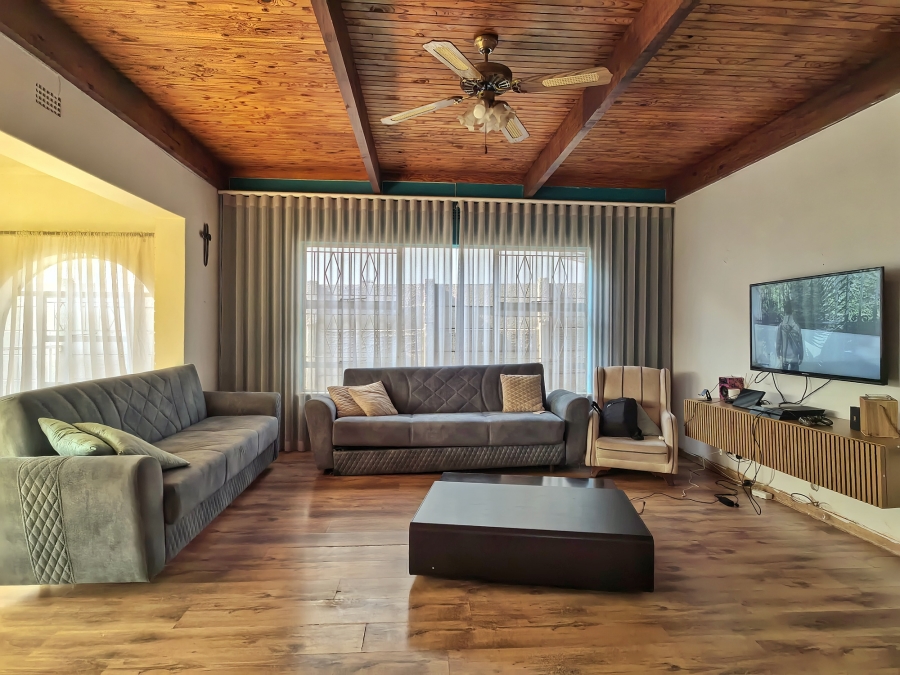 3 Bedroom Property for Sale in Greymont Gauteng