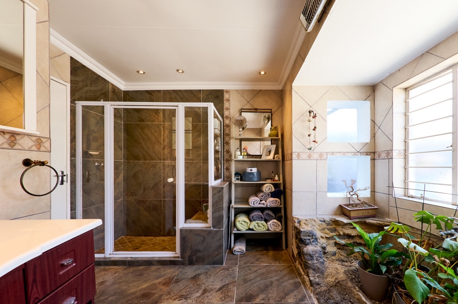 3 Bedroom Property for Sale in Vorna Valley Gauteng