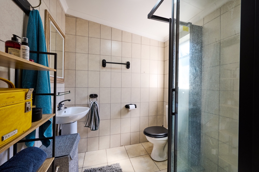 3 Bedroom Property for Sale in Vorna Valley Gauteng