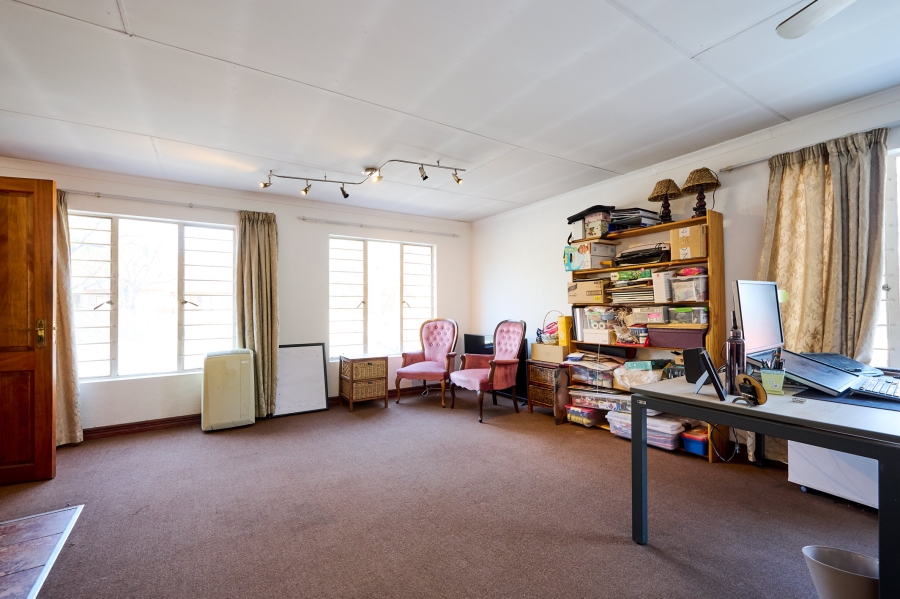 3 Bedroom Property for Sale in Vorna Valley Gauteng