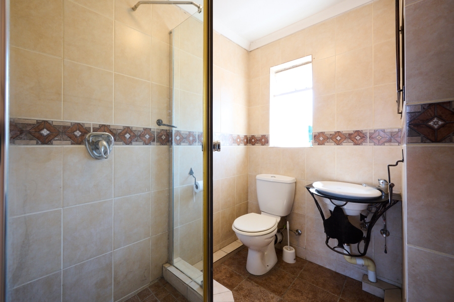 3 Bedroom Property for Sale in Vorna Valley Gauteng