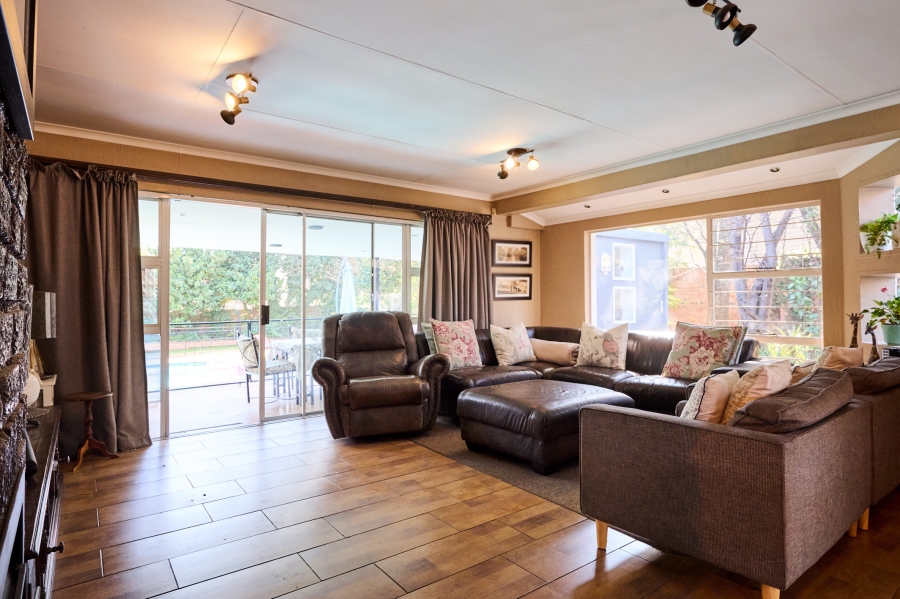 3 Bedroom Property for Sale in Vorna Valley Gauteng