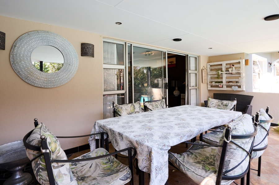 3 Bedroom Property for Sale in Vorna Valley Gauteng