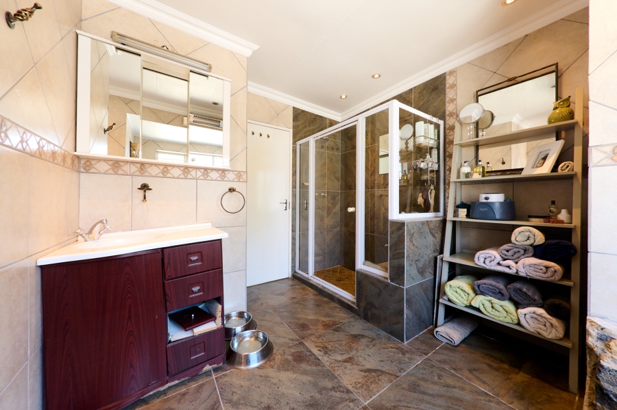 3 Bedroom Property for Sale in Vorna Valley Gauteng