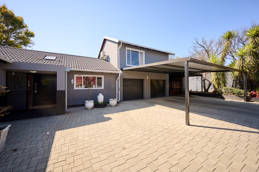 3 Bedroom Property for Sale in Vorna Valley Gauteng