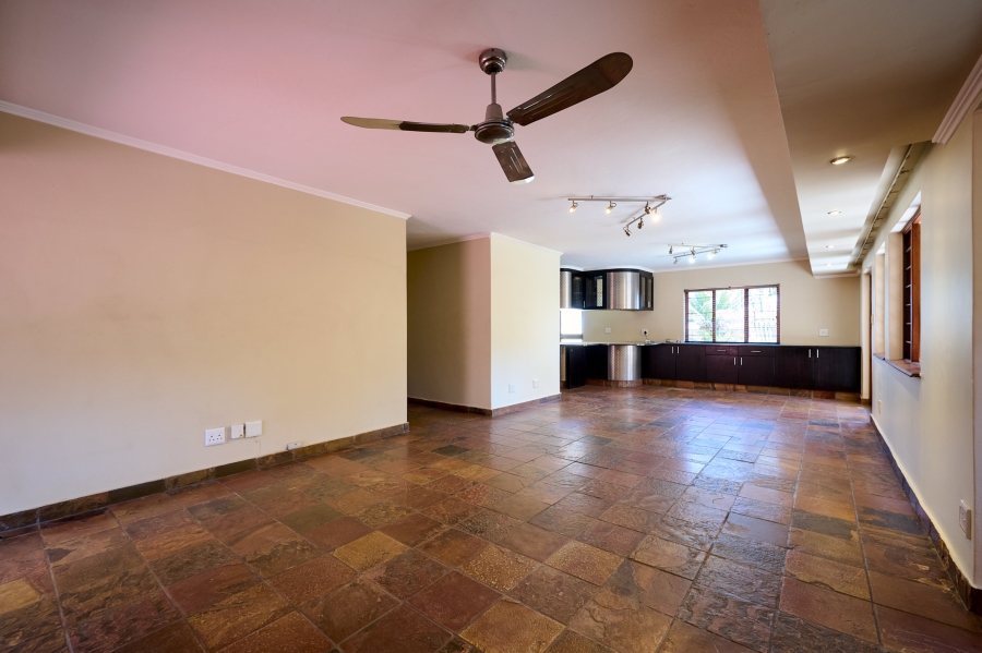 4 Bedroom Property for Sale in Erand Gardens Gauteng