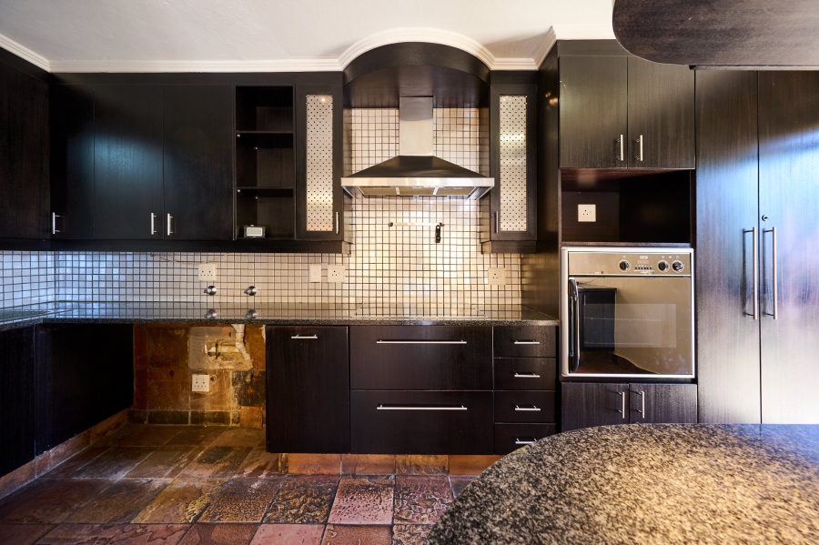 4 Bedroom Property for Sale in Erand Gardens Gauteng