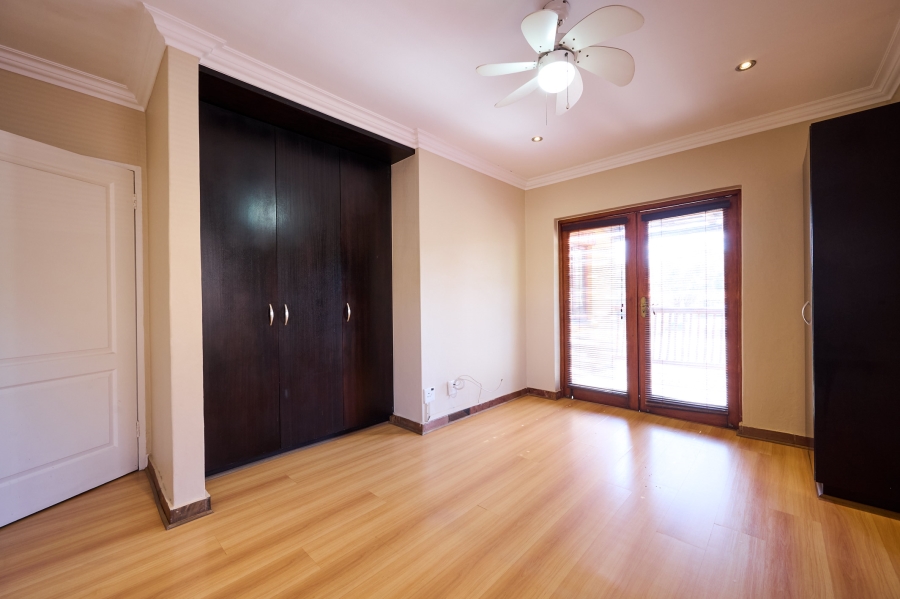 4 Bedroom Property for Sale in Erand Gardens Gauteng