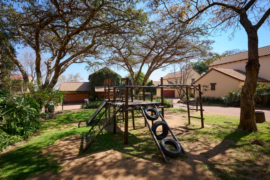 4 Bedroom Property for Sale in Erand Gardens Gauteng