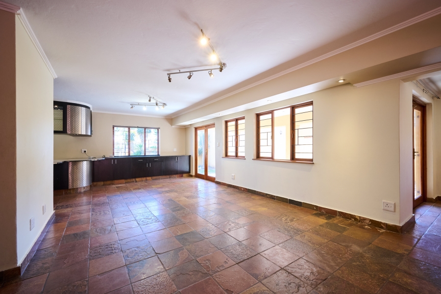 4 Bedroom Property for Sale in Erand Gardens Gauteng